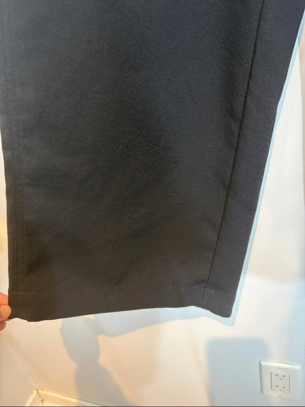 Aritzia Wilfred Paperbag Waist Wide Leg Cropped Pants Black Tie Waist Size 8 - Picture 11 of 12